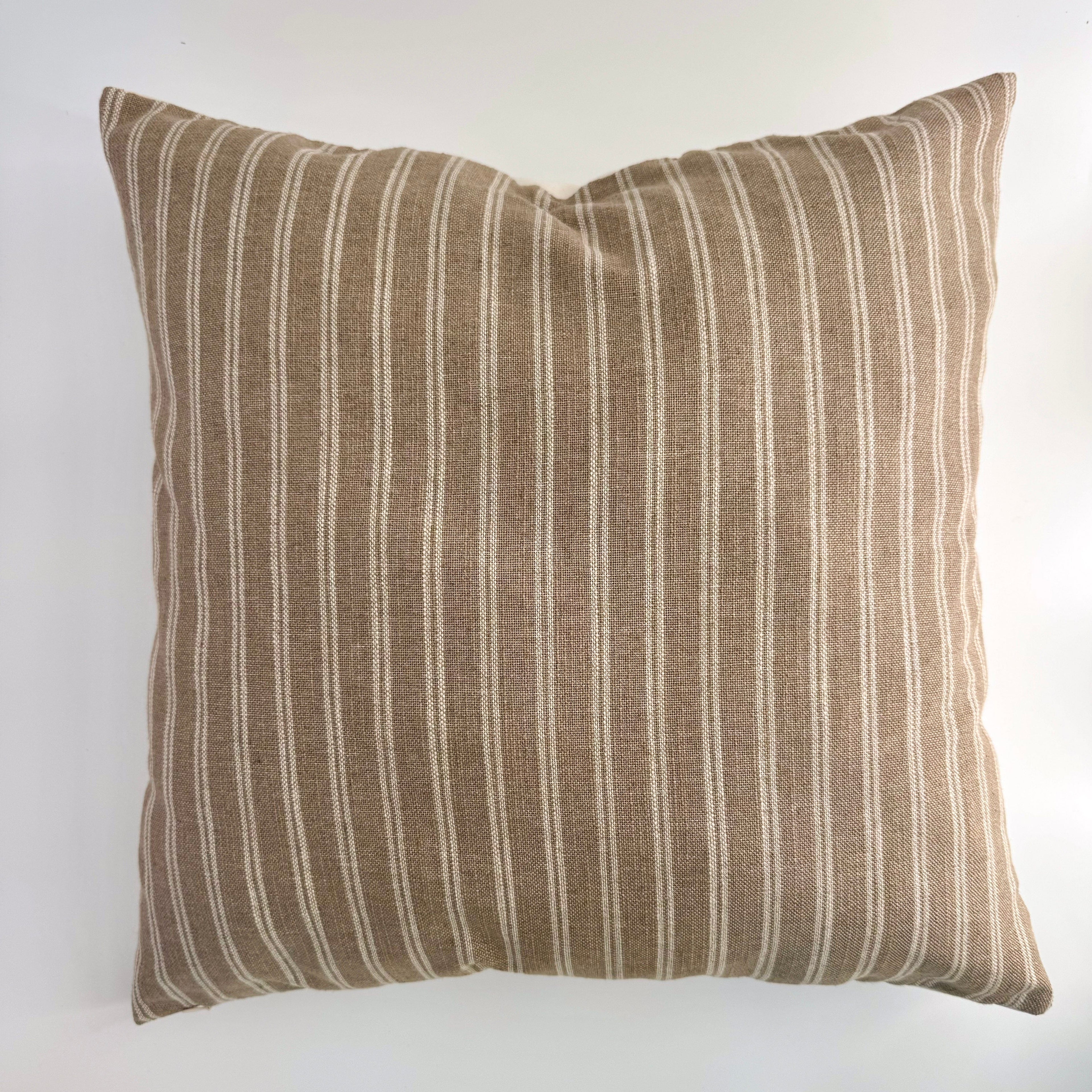 Francis Pillow Cover