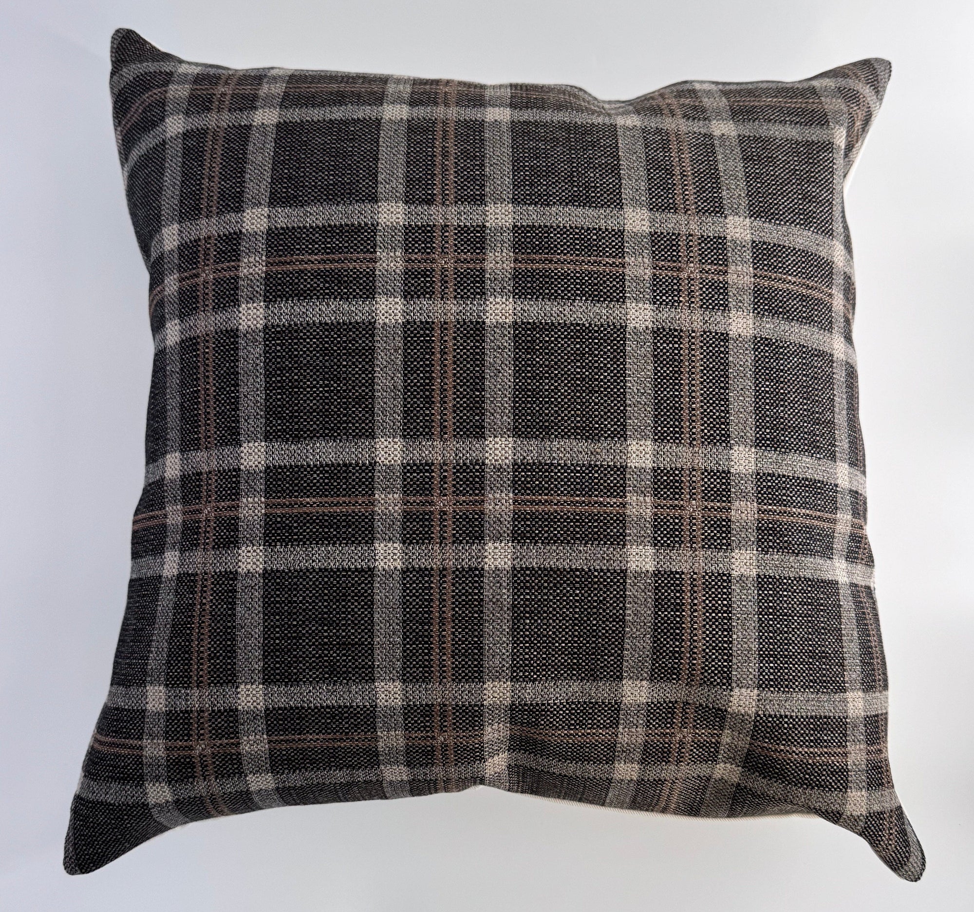 Oliver Pillow Cover