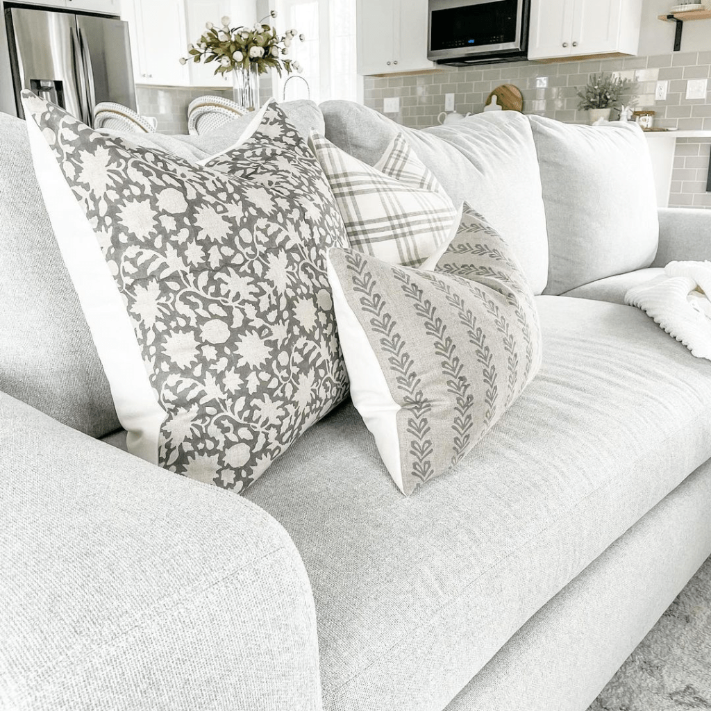 Colin and Finn Sawyer Pillow Cover - Thumbnail 4