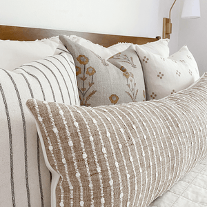 Close-up of Savanna bed pillow combination.